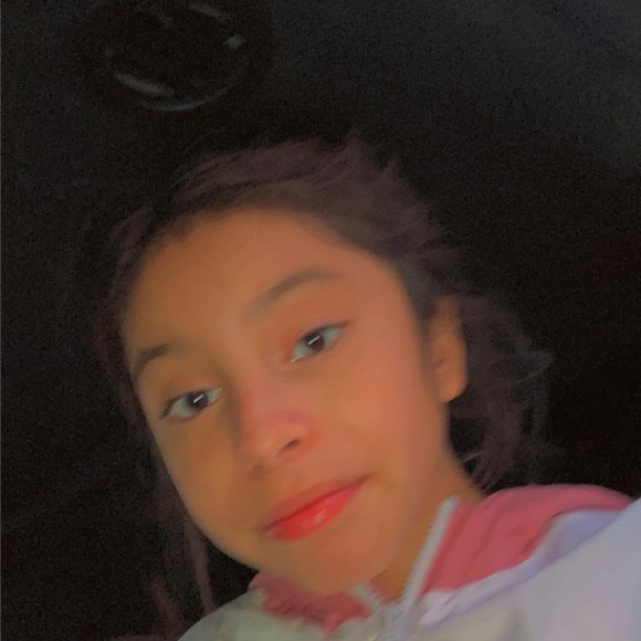 Meet your Posher, Sophia - Picture 1 of 1